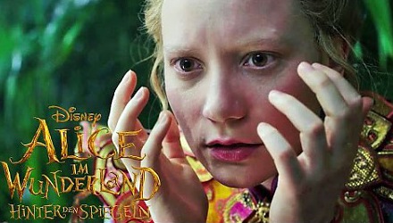 Szenenbild aus dem Film 'Alice im Wunderland 2: Hinter den Spiegeln'