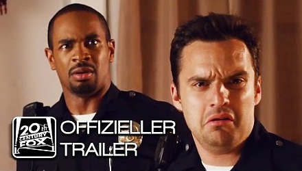 Szenenbild aus dem Film 'Let's be Cops - Die Party Bullen'