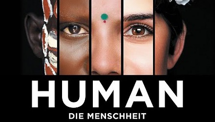 Szenenbild aus dem Film 'Human - Die Menschheit'