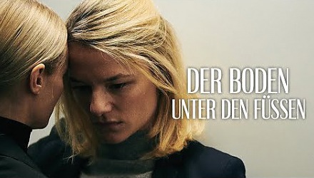 Szenenbild aus dem Film 'Der Boden unter den Füßen'