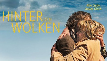 Szenenbild aus dem Film 'Hinter den Wolken'