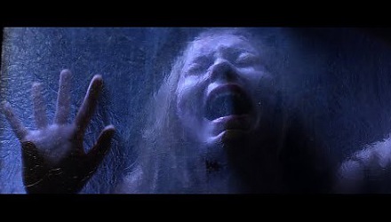 Szenenbild aus dem Film 'Ghostland - Stell dich deiner Angst'