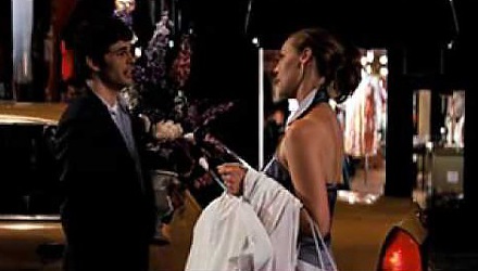 Szenenbild aus dem Film '27 Dresses'