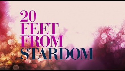 Szenenbild aus dem Film '20 Feet From Stardom'