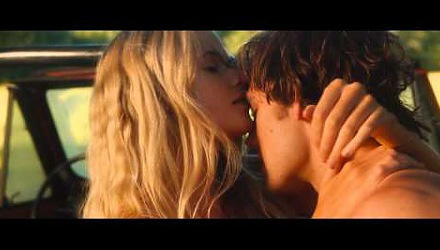 Szenenbild aus dem Film 'Endless Love'