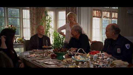 Szenenbild aus dem Film 'R. E. D.'