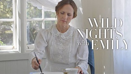 Szenenbild aus dem Film 'Wild Nights with Emily'