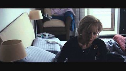 Szenenbild aus dem Film 'Mutter und Sohn'